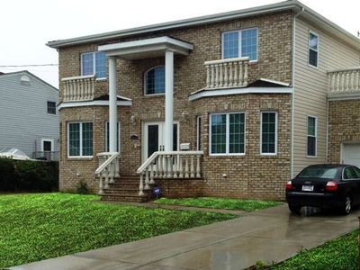 1660 Bridge St, Merrick, NY, 11566
