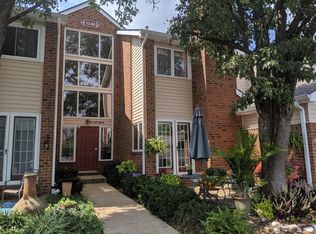 1340 Holgate Dr UNIT G5, Ballwin, MO