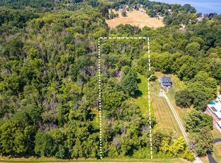 255 Burnett Rd, Webster, NY 14580