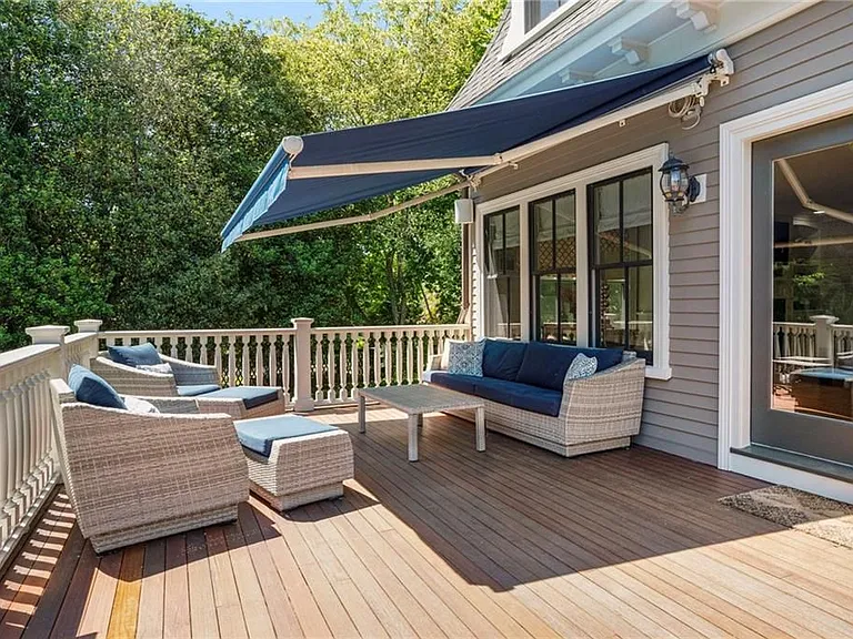 15 Berkeley Ave — Photo 24