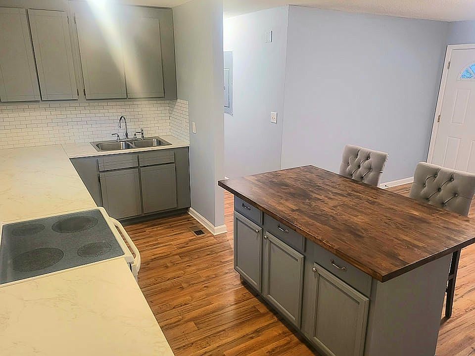 Kitchen/Dinning Area