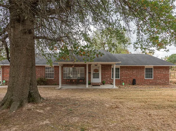 111 Edgewood Ave, Springdale, AR 72764