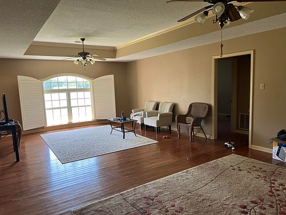 2nd image of 4806 Timber Lake Est
