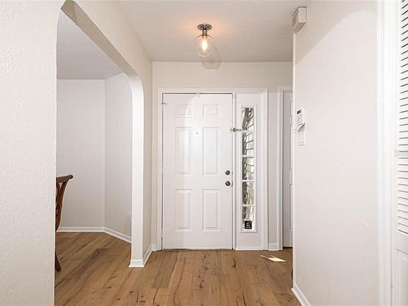 4th image of 1233 Cottonwood Trl #2-2