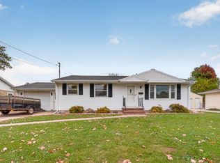 1198 Langlade Ave, Green Bay, WI 54304