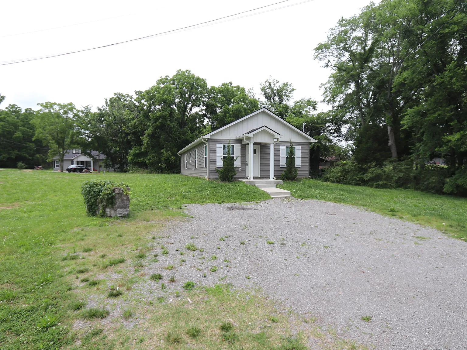 3 bed, 1300 sqft, $1,475 — Photo 3