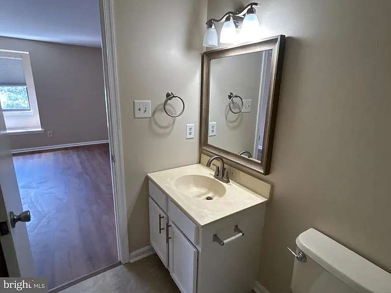 504 Britton Pl — Photo 19