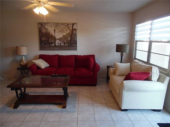 3rd image of 1004 Islewood D #1004