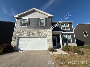 1694 Cottage Dr, Pingree Grove, IL