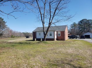 17293 Riddick Rd, Smithfield, VA 23430