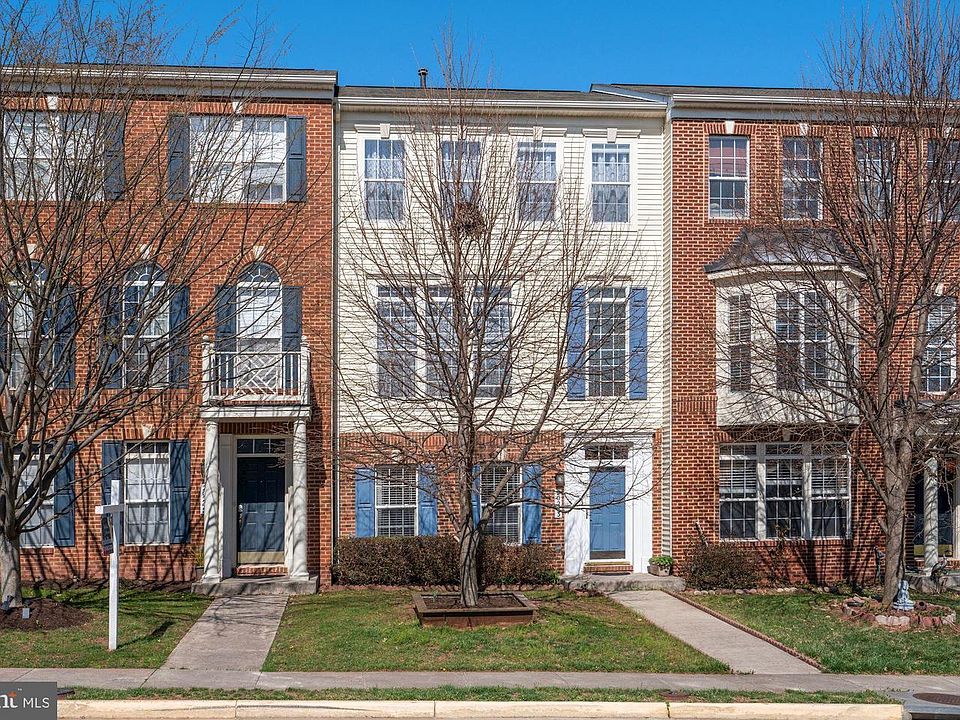 1st image of 20243 Mohegan Dr