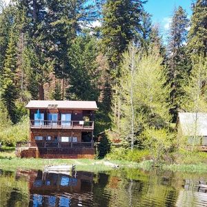28415 Rocky Point Rd, Klamath Falls, OR, 97601