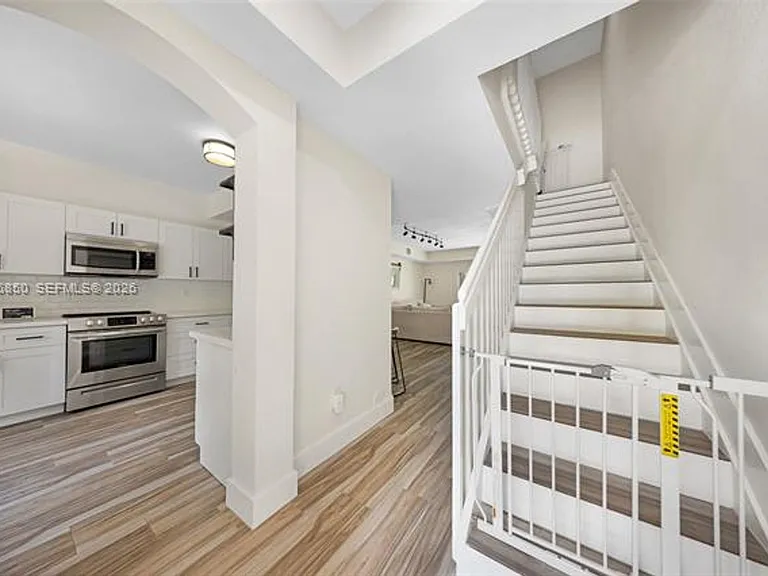 8942 W Flagler St #3 — Photo 11