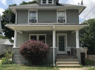 746 Loomis St, Jackson, MI 49202