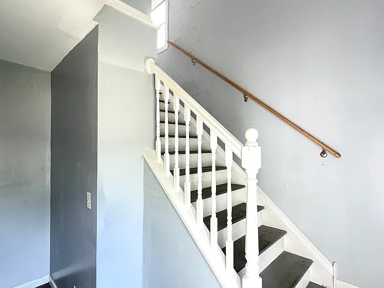 26 Townsend Ave — Photo 14