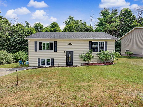 2nd image of 55 Hillcrest Avenue