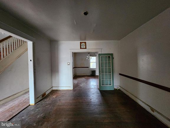 5th image of 4551 Reisterstown Rd