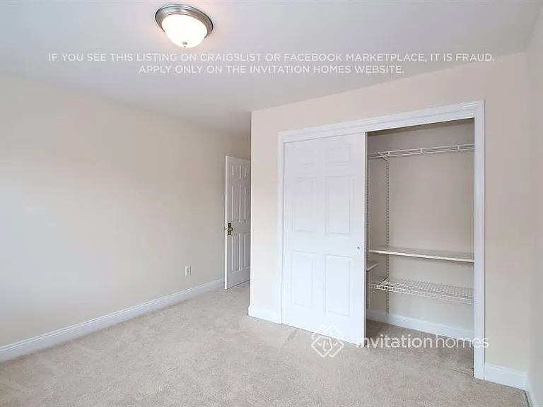5633 Legacy Cir — Photo 12