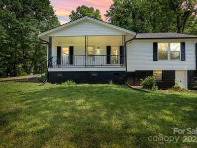 1746 2nd Street Pl SW, Hickory, NC, 28602