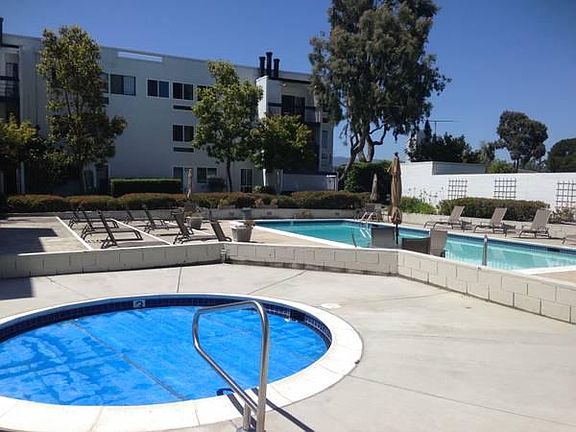4th image of 910 Beach Park Blvd APT 98