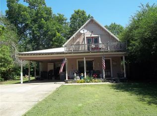 613 SE 3rd St, Wagoner, OK 74467