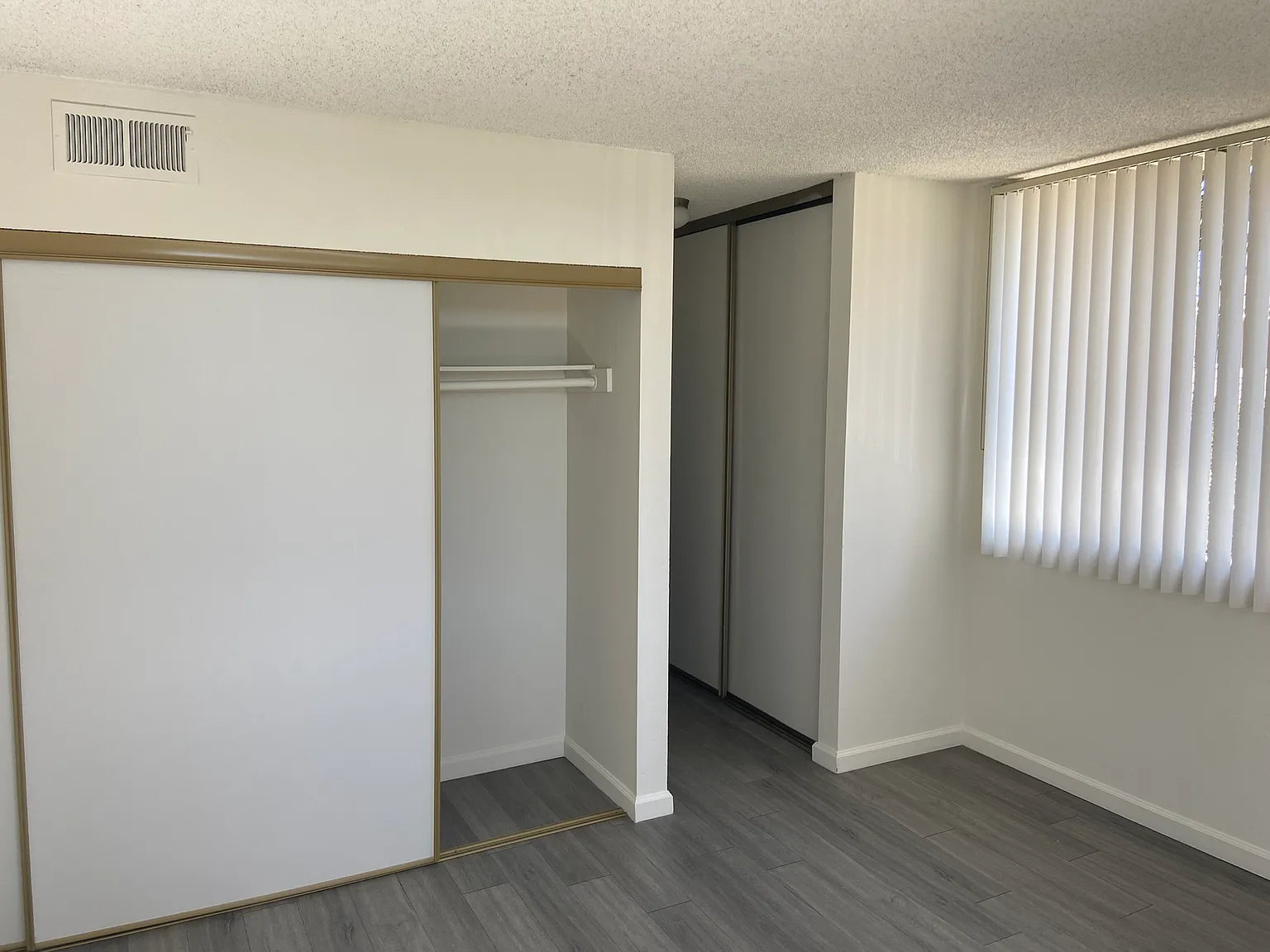 Kiowa Apartments — Photo 3