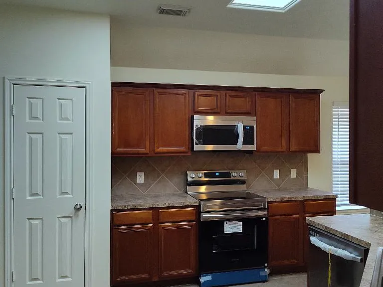 6327 Bonnie Chase Ln — Photo 9
