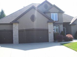 9105 N Hunter Ave, Kansas City, MO 64157