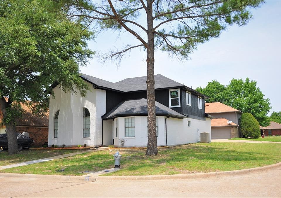 1st image of 909 Valleygreen Dr