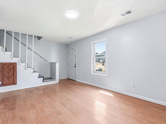 4th image of 1803-1835 Cedar Heights Dr #1806