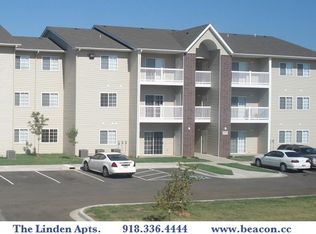 810 E 8th St APT 207, Bartlesville, OK 74003