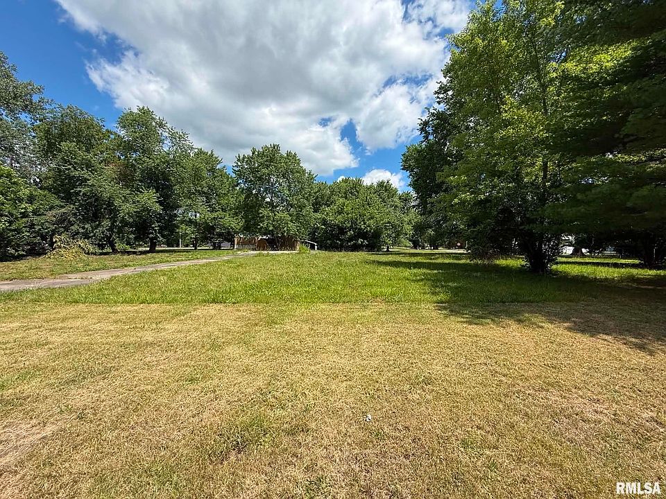 2nd image of 400 W Andrew Springs Dr