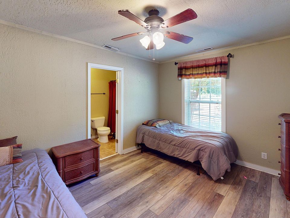 34th image of 1532 Jackson Hill Rd