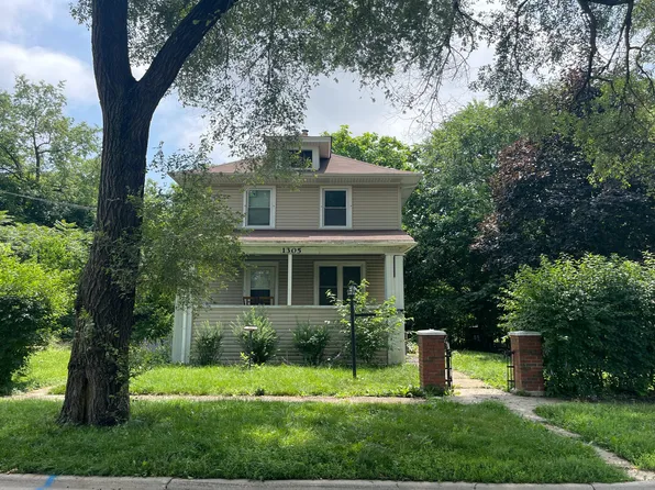 1305 Edgewood Ave, Chicago Heights, IL 60411