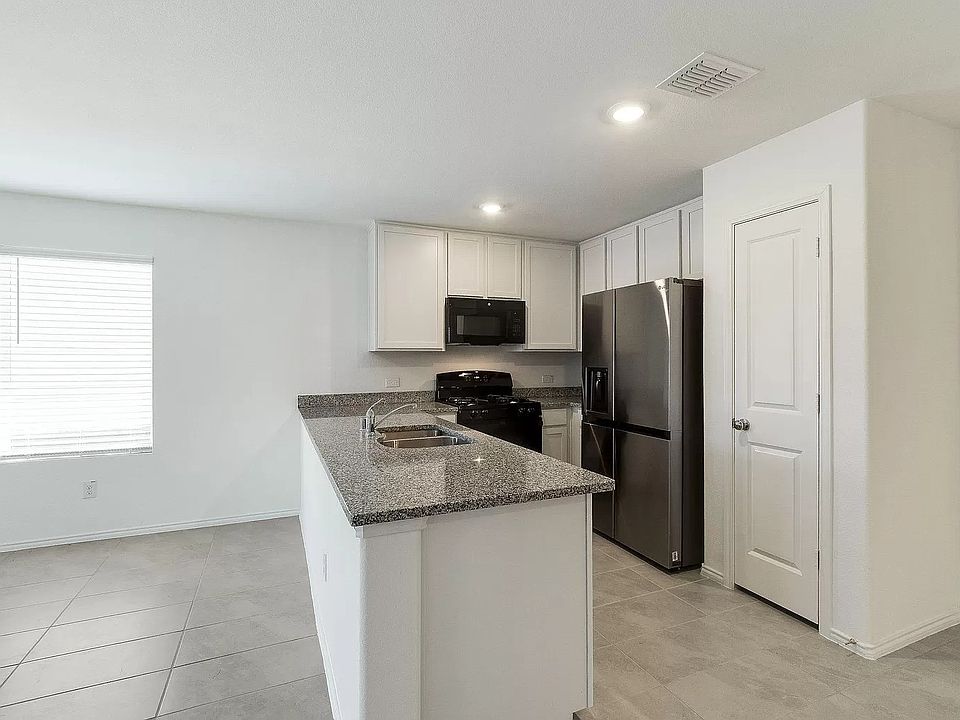 1st image of 1704 Lercara Ln
