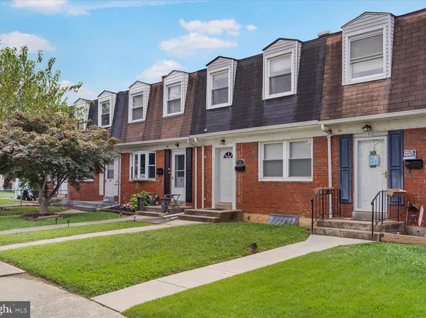 36 Bladen Rd, Baltimore, MD 21221