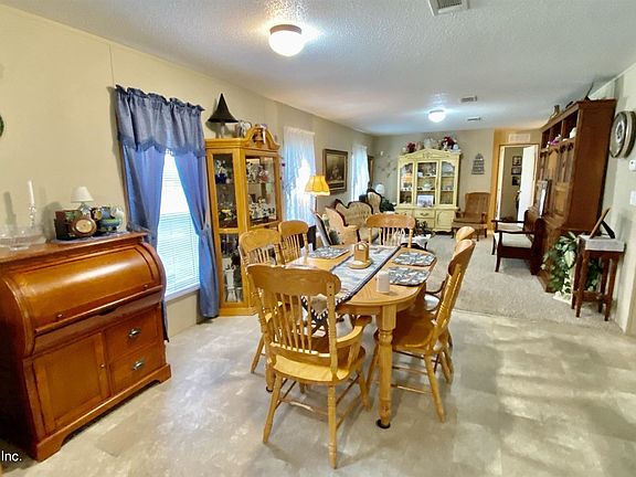 3rd image of 14107 SW County Road 227
