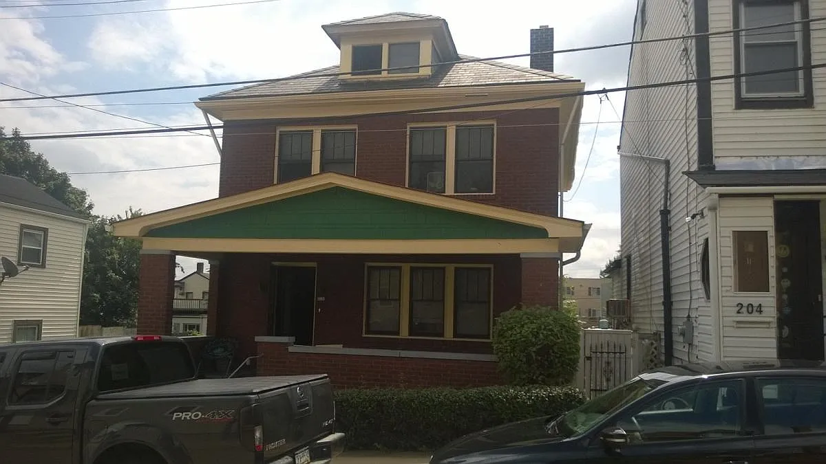 208 Kramer Way photo 1