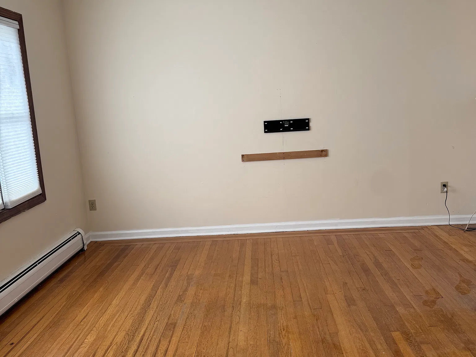 3 bed, 1364 sqft, $2,900 — Photo 3