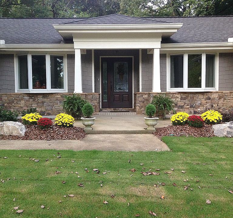 1375 Oakhaven Drive
