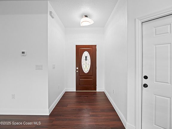 5th image of 6551 Marlbrook Ln