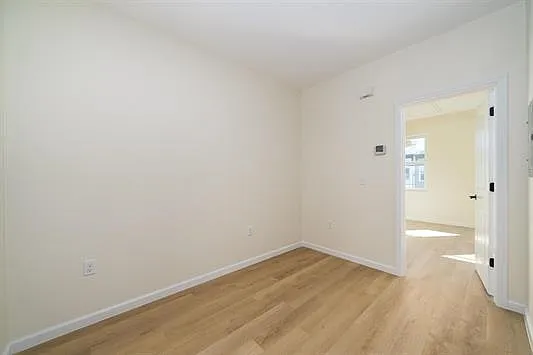 1 bed, 1.0 bath, 655 sqft, $2,200 — Photo 2