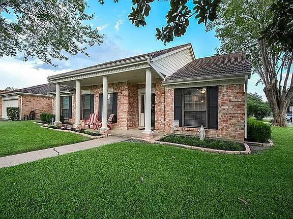 5th image of 14227 Sandfield Dr