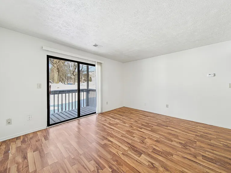 North Branch Apartments — Photo 26