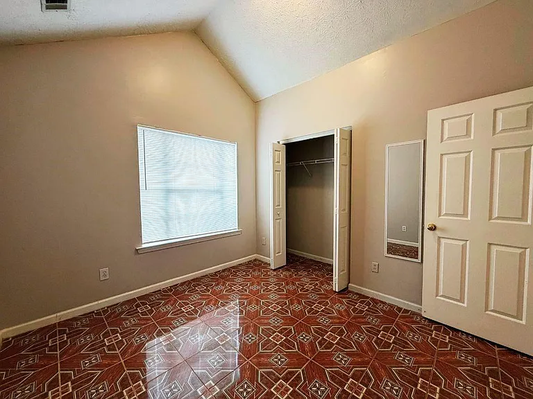 5410 Twin Lakes Dr — Photo 18