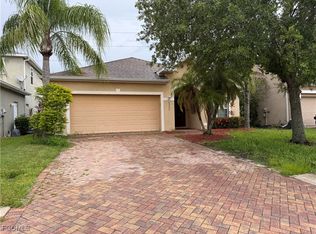8242 Silver Birch Way, Lehigh Acres, FL 33971