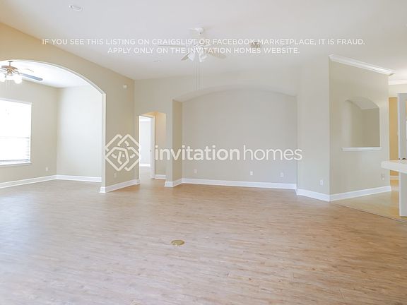 3rd image of 3837 Paddington Pl
