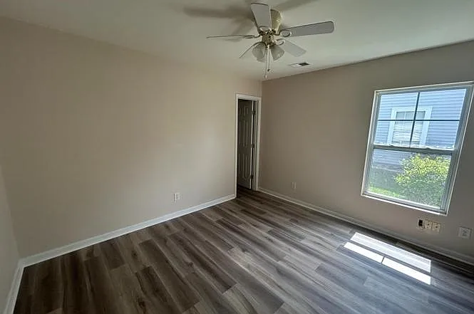 447 Palm Frond Dr — Photo 14