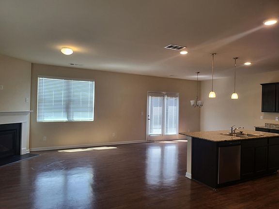 4th image of 252 Thimbleberry Dr