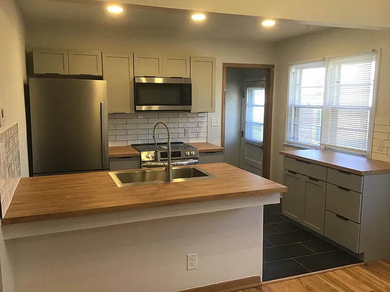 5721 Lafayette Ave — Photo 6